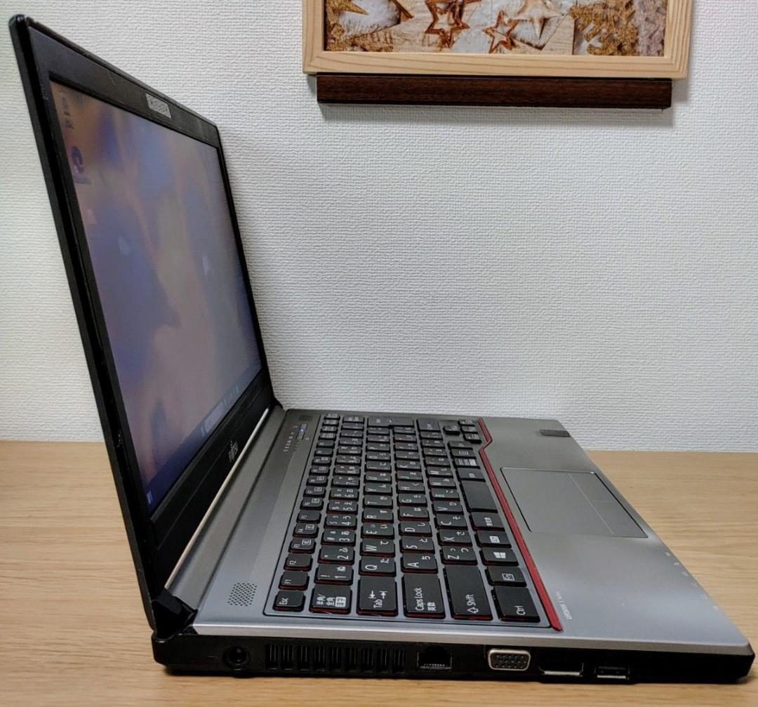 富士通LIFEBOOK Corei5 メモリ8GB SSD256GB DVD 小型 管理番号 M005