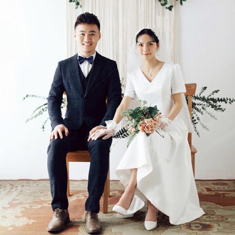 お買い得ミモレ ウェディングドレス ウエディングドレス ワンピース Aラインミモレ丈 Vネック ドレス ファスナータイプ 大きいサイズ パーティドレス 発表会 パーティードレス 披露宴 結婚式 演奏会 お買い得ミモレ ウェディングドレス ウエディングドレス ワンピース Aラインミモレ丈 Vネック ドレス ファスナータイプ 大きいサイズ パーティドレス 発表会 パーティードレス 披露宴 結婚式 演奏会