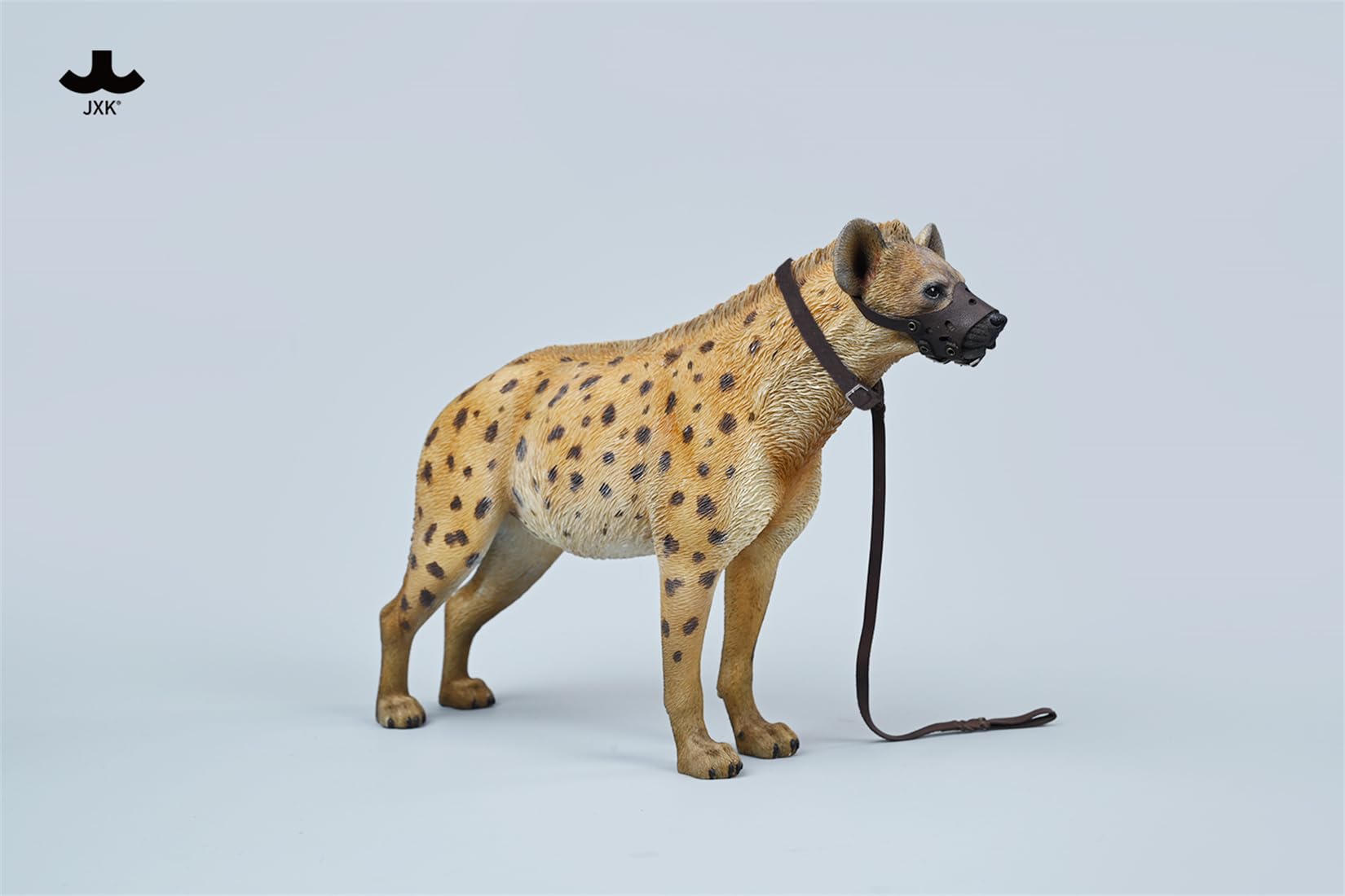 JXK 1/6 サイズ ブチハイエナ 斑鬣犬 哺乳綱 食肉目 ハイエナ科 可愛い 動物 リアル フィギュア 樹脂 プラモデル 模型 21.5cm級 完成品 動物好き 置物
