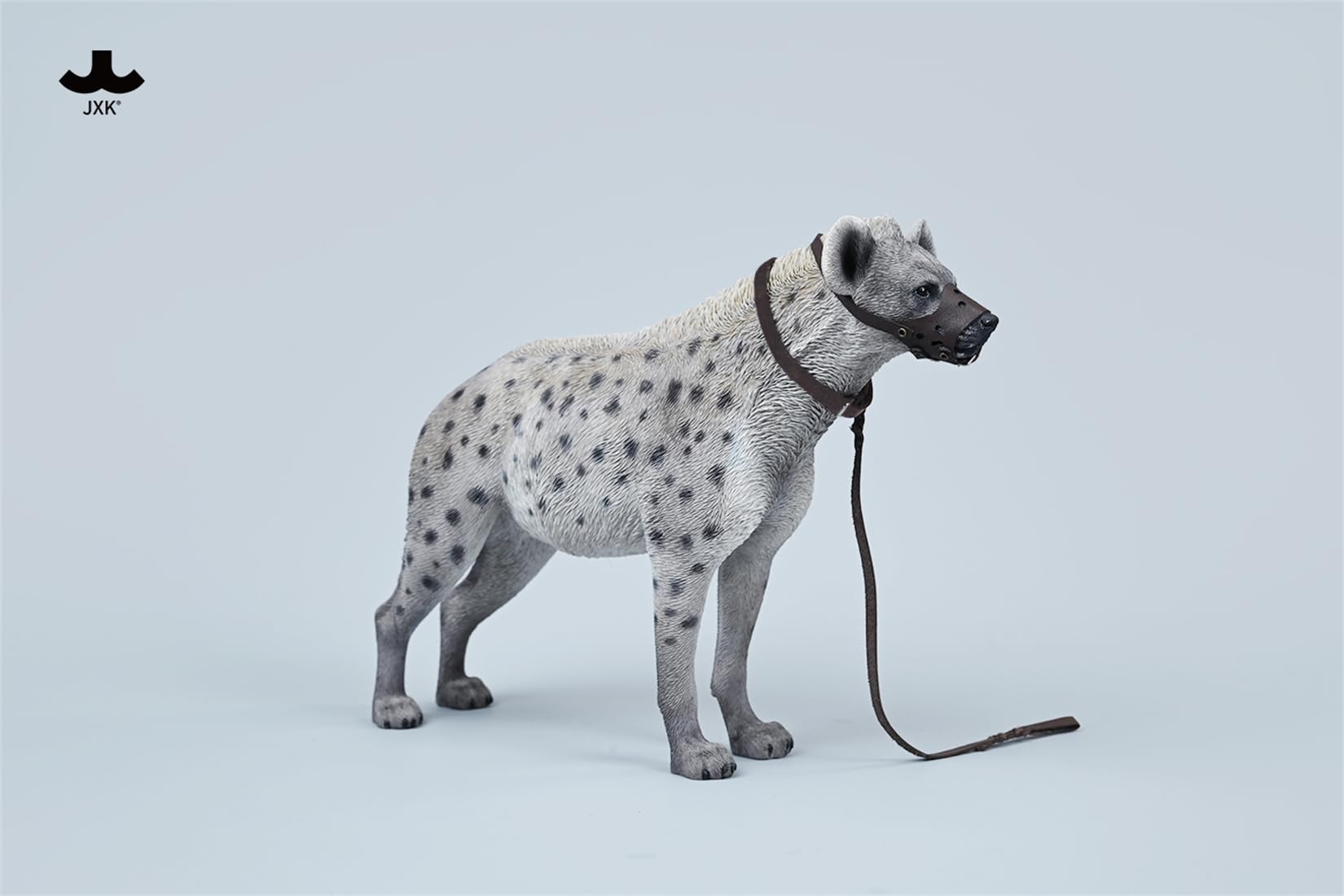 JXK 1/6 サイズ ブチハイエナ 斑鬣犬 哺乳綱 食肉目 ハイエナ科 可愛い 動物 リアル フィギュア 樹脂 プラモデル 模型 21.5cm級 完成品 動物好き 置物