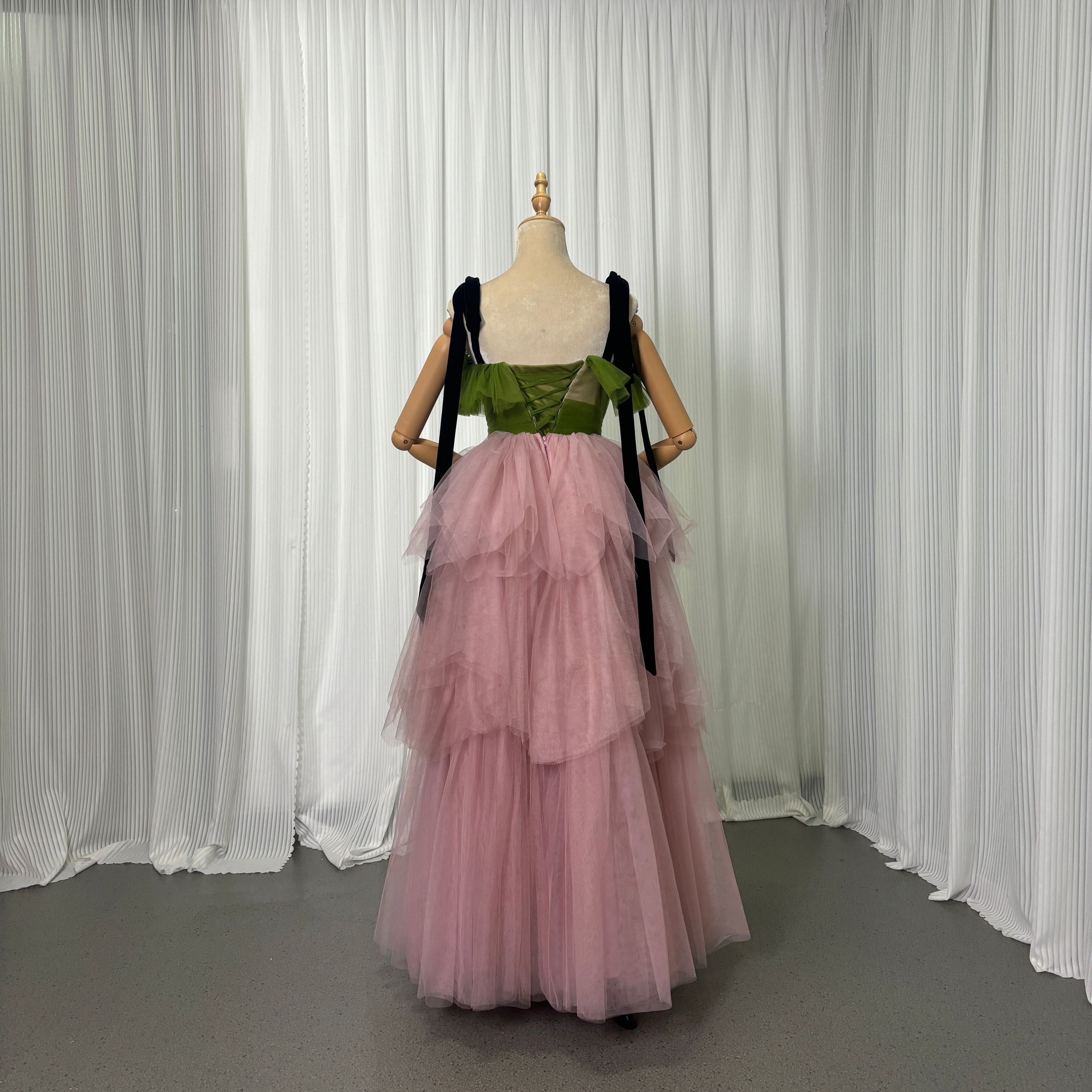 カラードレス グリーン ピンク 高級ベロア キャミソール ロング 編み上げ アシンメトリードレス