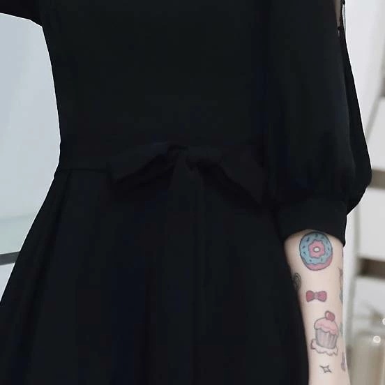 ロング ドレス パーティードレス 個性的 黒 袖あり シフォン 透け感 結婚式 二次会 お呼ばれ フォーマル 演奏会 ピアノ 発表会 ドレス 大人 かっこいい 可愛い レディース キラキラ ライン 大