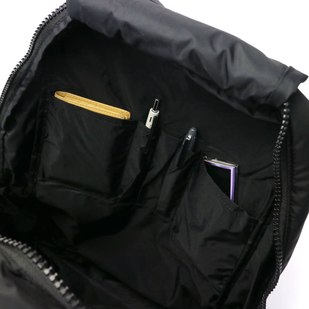 日本正規品インケース リュック Incase バックパック Incase Compass Backpack With Flight Nylon B4 メンズ 37191006 37191007