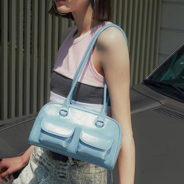 【韓国ins大人気】ボストンバッグ スクエア ショルダー シンプル キレイめ デート 韓国ファッション 2024秋冬新作【akb409-020】【予約販売：15-20日】宅込