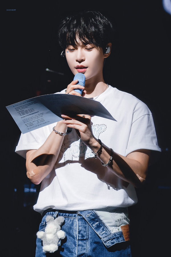 Qoo10] MMLG NCT 127 ドヨン 着用 FURRY