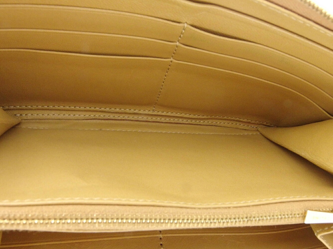 長財布 ラウンドファスナー レディース ベージュ ブラック 中古 長財布 ラウンドファスナー レディース ベージュ ブラック 中古