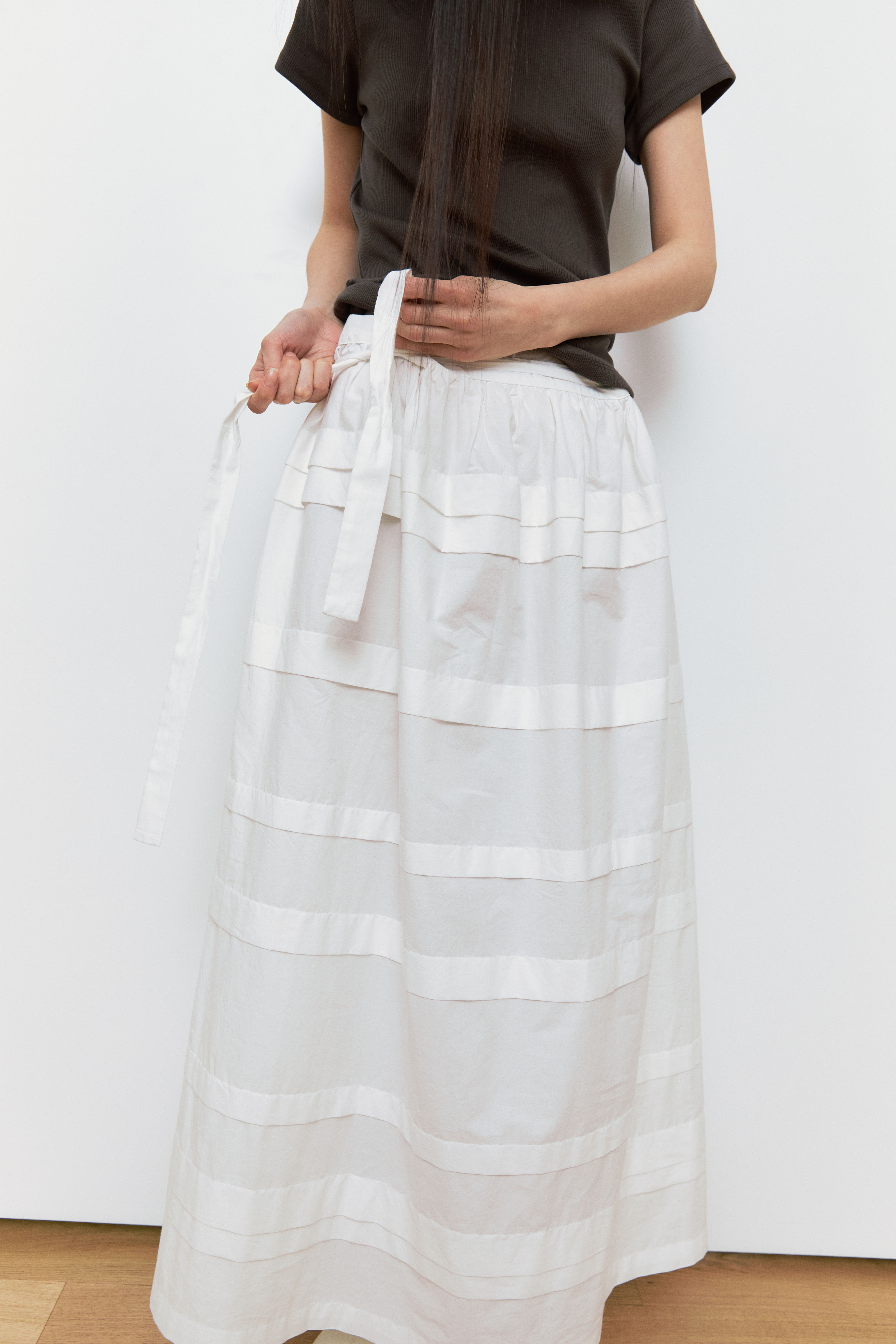 NIEEH 24SS FRILL LONG SKIRT
