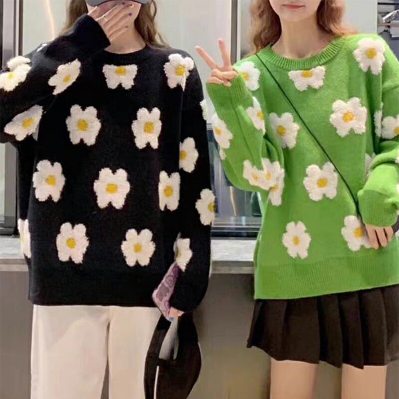 10/30！クーポンで3,400円 セーター レディース デイジー柄 花柄 ニット トップス 長袖 クルーネック 体型カバー オーバーサイズ 暖かい パフスリーブ ボリューム袖 チクチクしない フェミ