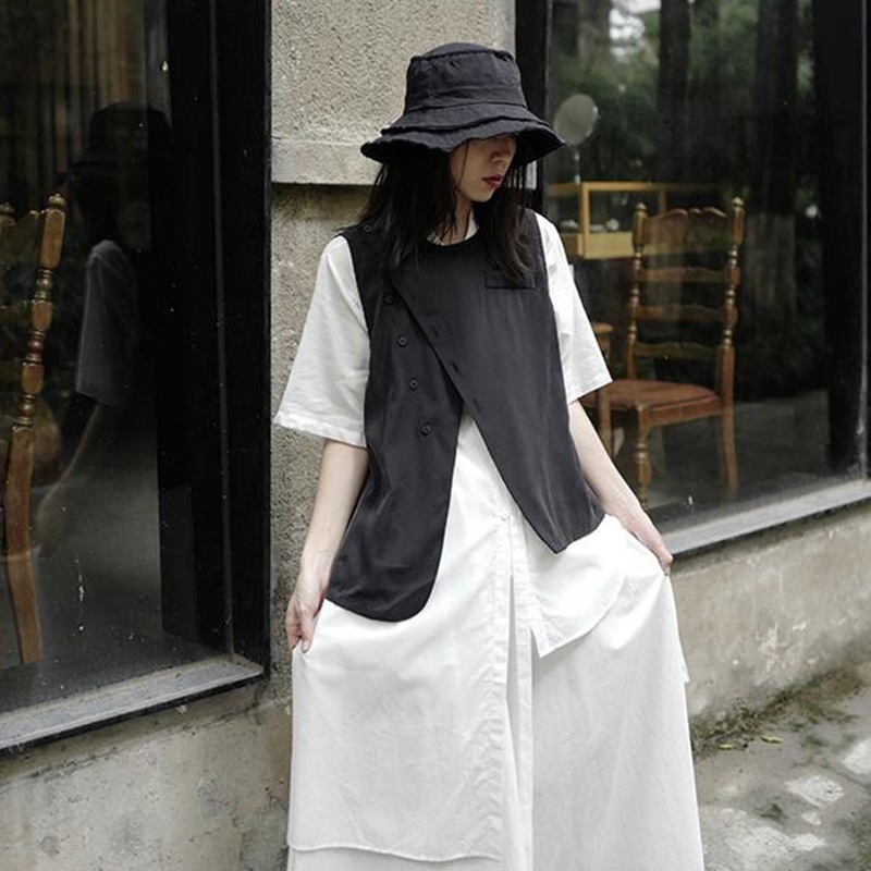 女性用ブラックベストノースリーブ大ルース春夏新作ファッションパーソナリティ女性ベストカジュアルベスト無地シンプルルーズレディースベスト 女性用ブラックベストノースリーブ大ルース春夏新作ファッションパーソナリティ女性ベストカジュアルベスト無地シンプルルーズレディースベスト