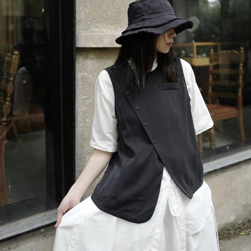 女性用ブラックベストノースリーブ大ルース春夏新作ファッションパーソナリティ女性ベストカジュアルベスト無地シンプルルーズレディースベスト 女性用ブラックベストノースリーブ大ルース春夏新作ファッションパーソナリティ女性ベストカジュアルベスト無地シンプルルーズレディースベスト