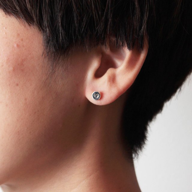 スタンプ サークル スタッドピアス 【スマイル】 シルバー925 K18ゴールドポストVFP-242 スタンプ サークル スタッドピアス 【スマイル】 シルバー925 K18ゴールドポストVFP-242