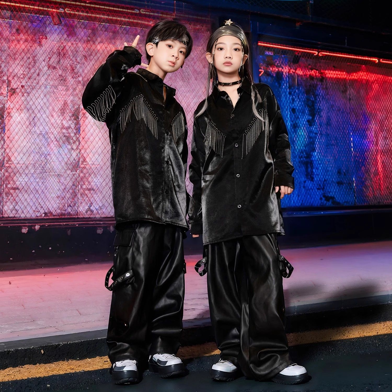 男の子の街のダンスのスーツの子供のショーの舞台の風の半袖のショーの服のhiphopの女の子の潮のブランドの揚げた街のショーの服 男の子の街のダンスのスーツの子供のショーの舞台の風の半袖のショーの服のhiphopの女の子の潮のブランドの揚げた街のショーの服