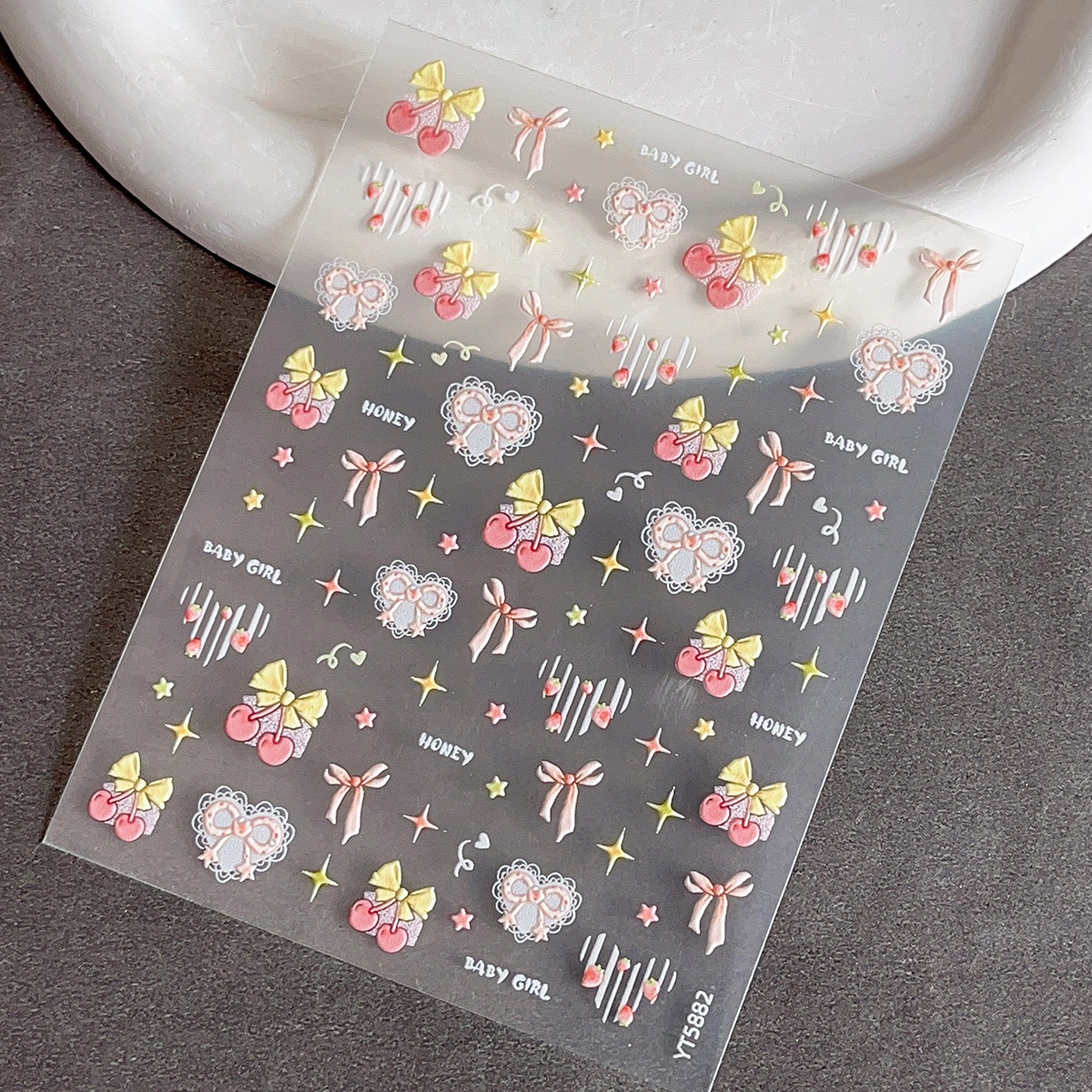 【1点ご購入 で10点プレゼントいたします】エンボスチェリーリボンネイルシール甘いハートの星飾りシール