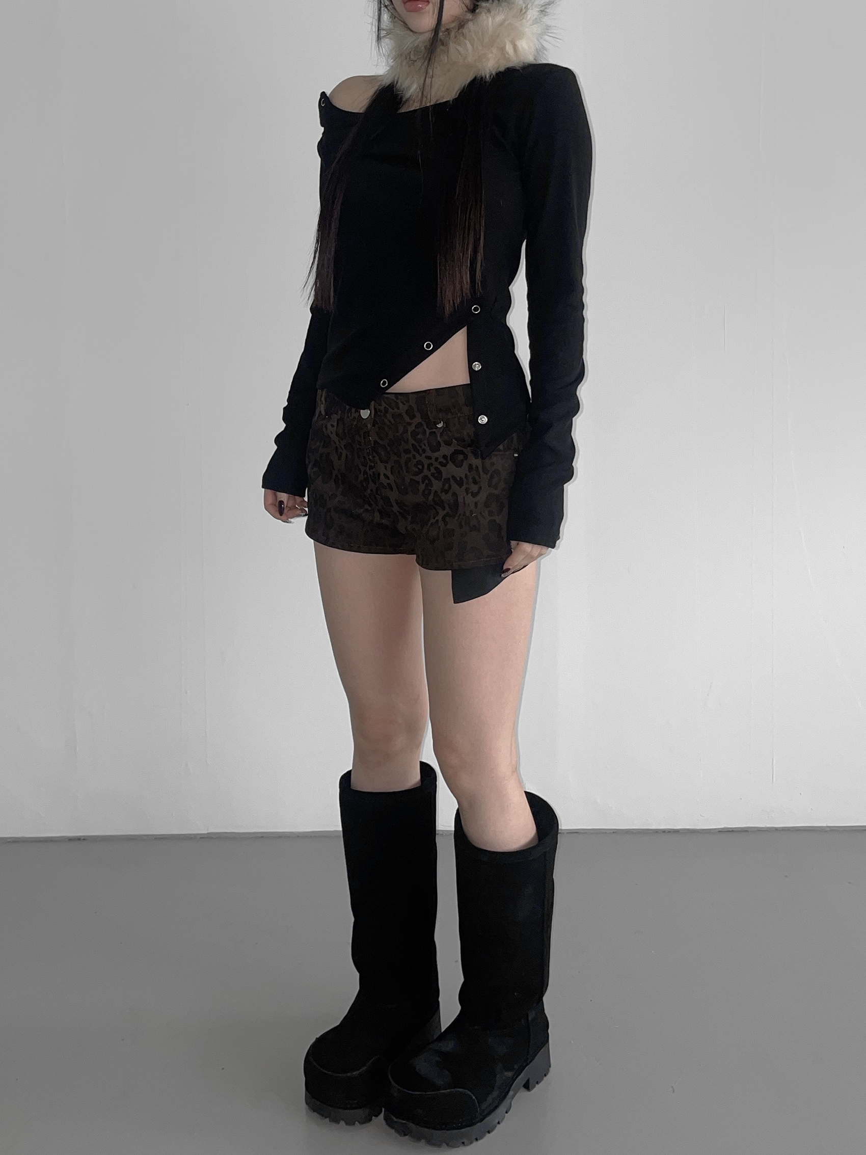 THEAIRTOWN】gmo leo short (2 color) ショート・ハーフパンツ