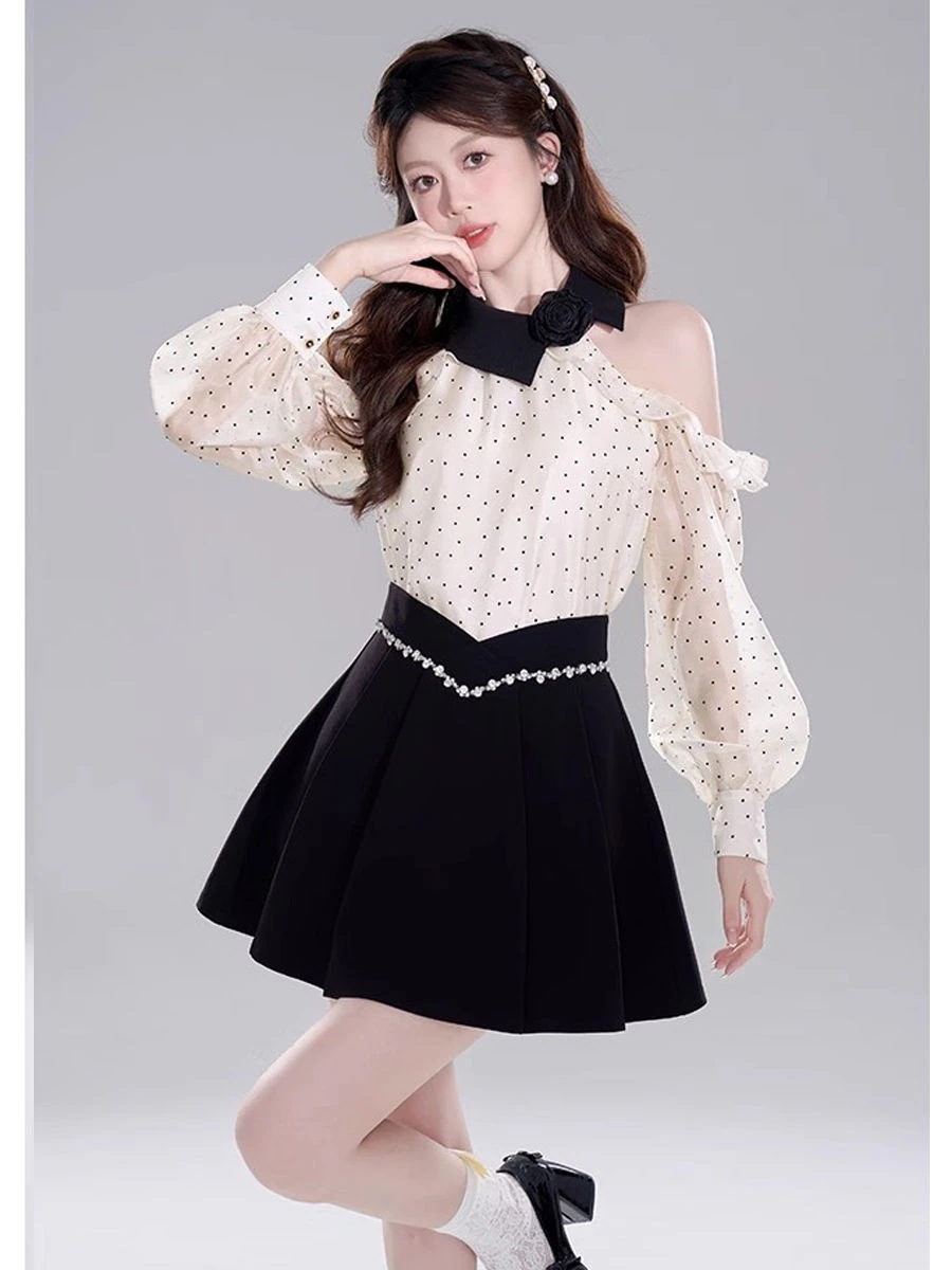 肩出しドット長袖シャツフリルシフォントップスで上半身見せスカートセットアップ レディース 肩出しドット長袖シャツフリルシフォントップスで上半身見せスカートセットアップ レディース