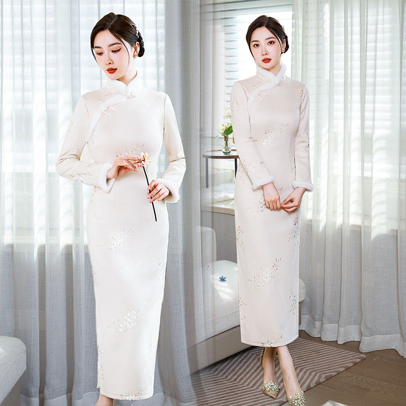 フリート厚みのあるチャイナドレス2025秋冬ヤングスタイル改良レトロ長袖ロングスタイル女性ピンク暖かい