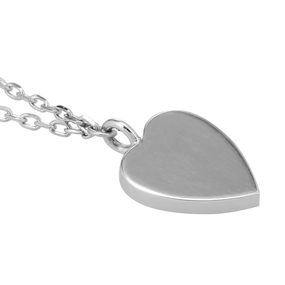 GUCCI 272605-J8500-9000 グッチ ネックレス トレードマーク ハートネックレス K18WG(750)/18金 ホワイトゴールド GUCCI 272605-J8500-9000 グッチ ネックレス トレードマーク ハートネックレス K18WG(750)/18金 ホワイトゴールド