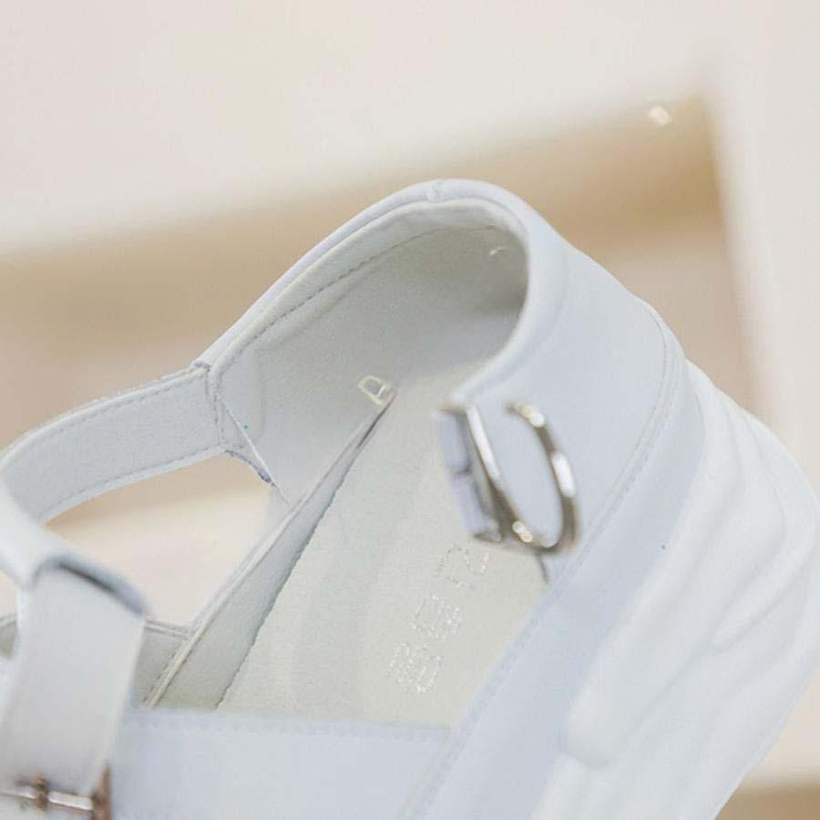 2025新品 数量限定 ラウンドトゥ ミュール サボ スニーカー スリッポン レディース かかとなし 厚底 軽量 アウトドア インヒールスリッポン レディースシューズ 通気性 短納期 2025新品 数量限定 ラウンドトゥ ミュール サボ スニーカー スリッポン レディース かかとなし 厚底 軽量 アウトドア インヒールスリッポン レディースシューズ 通気性 短納期