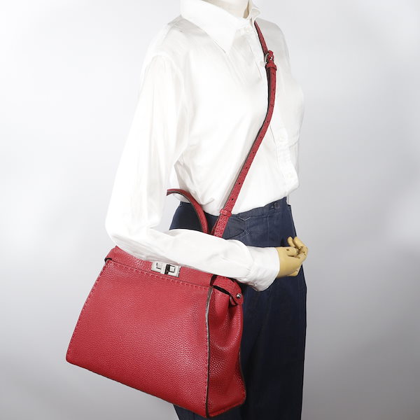 Qoo10] FENDI ピーカブー ミディアム セレリア 2WA