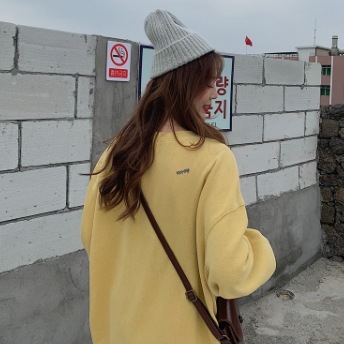 オーバーサイズ ロゴ刺しゅう チュニック丈 トップス プルオーバー トレーナー スウェット