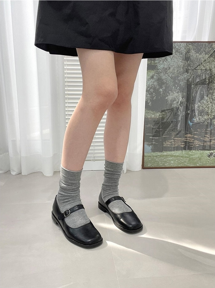 ローファー パンプス フロントストラップ スクエアトゥ レディース 黒 茶 エナメル レザー