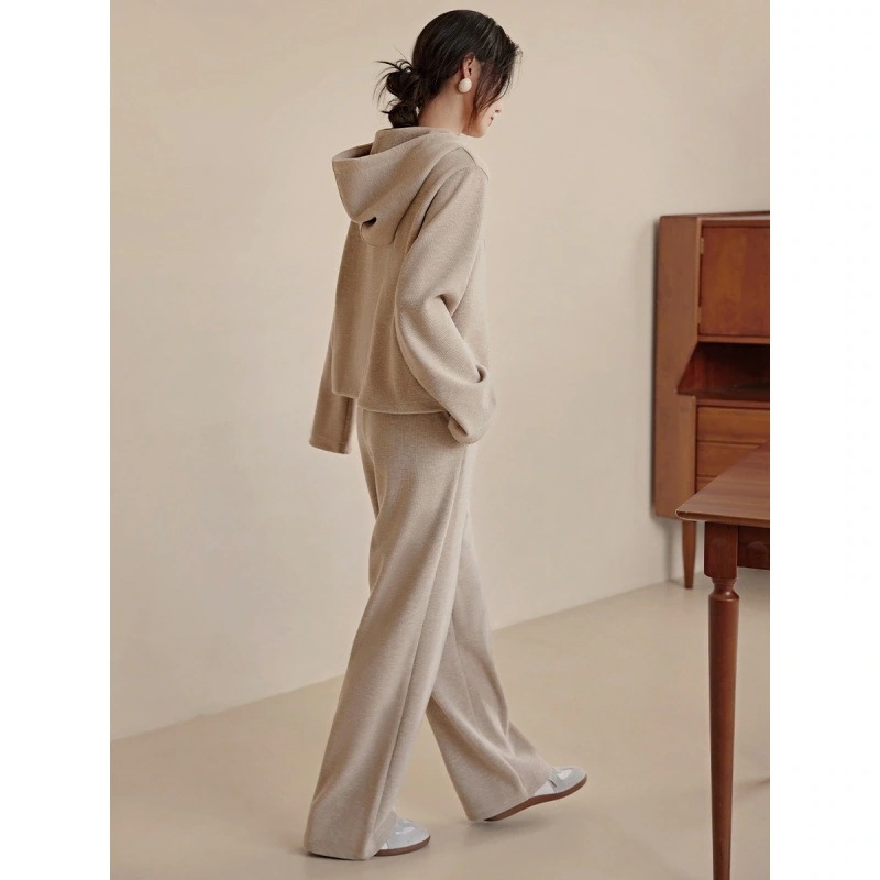 ハイエンドのカスタマイズ-2025 秋の新しいカジュアルニットフード付きスウェットシャツツーピーススーツ女性用ファッショナブル多用途快適な着用感完全なセット ハイエンドのカスタマイズ-2025 秋の新しいカジュアルニットフード付きスウェットシャツツーピーススーツ女性用ファッショナブル多用途快適な着用感完全なセット