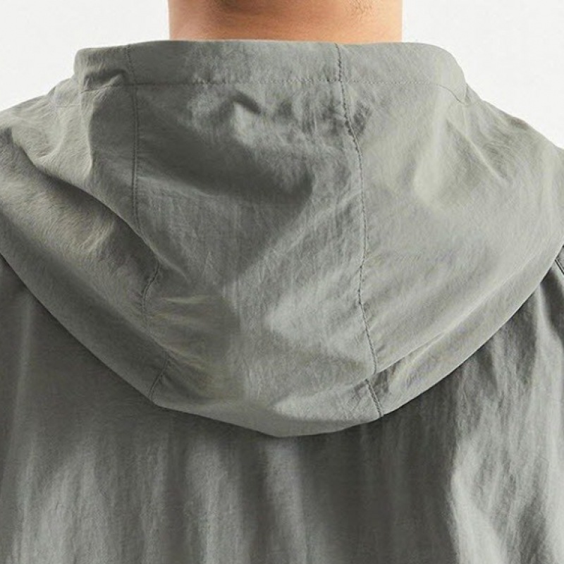 ニューバランス UNI ウォームアップフードアノラック NBNAD31013-15 ニューバランス UNI ウォームアップフードアノラック NBNAD31013-15