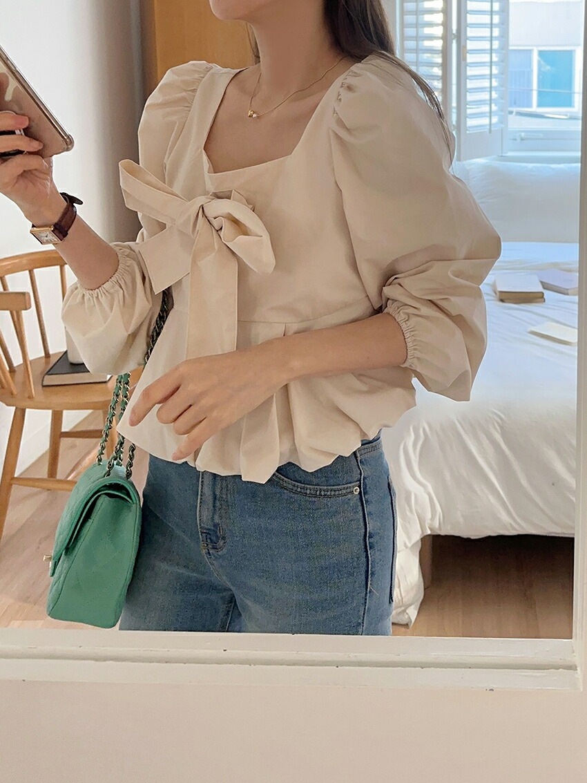 [メガ割りSALE]リボンスクエアネックバルーンペプラムパフブラウス