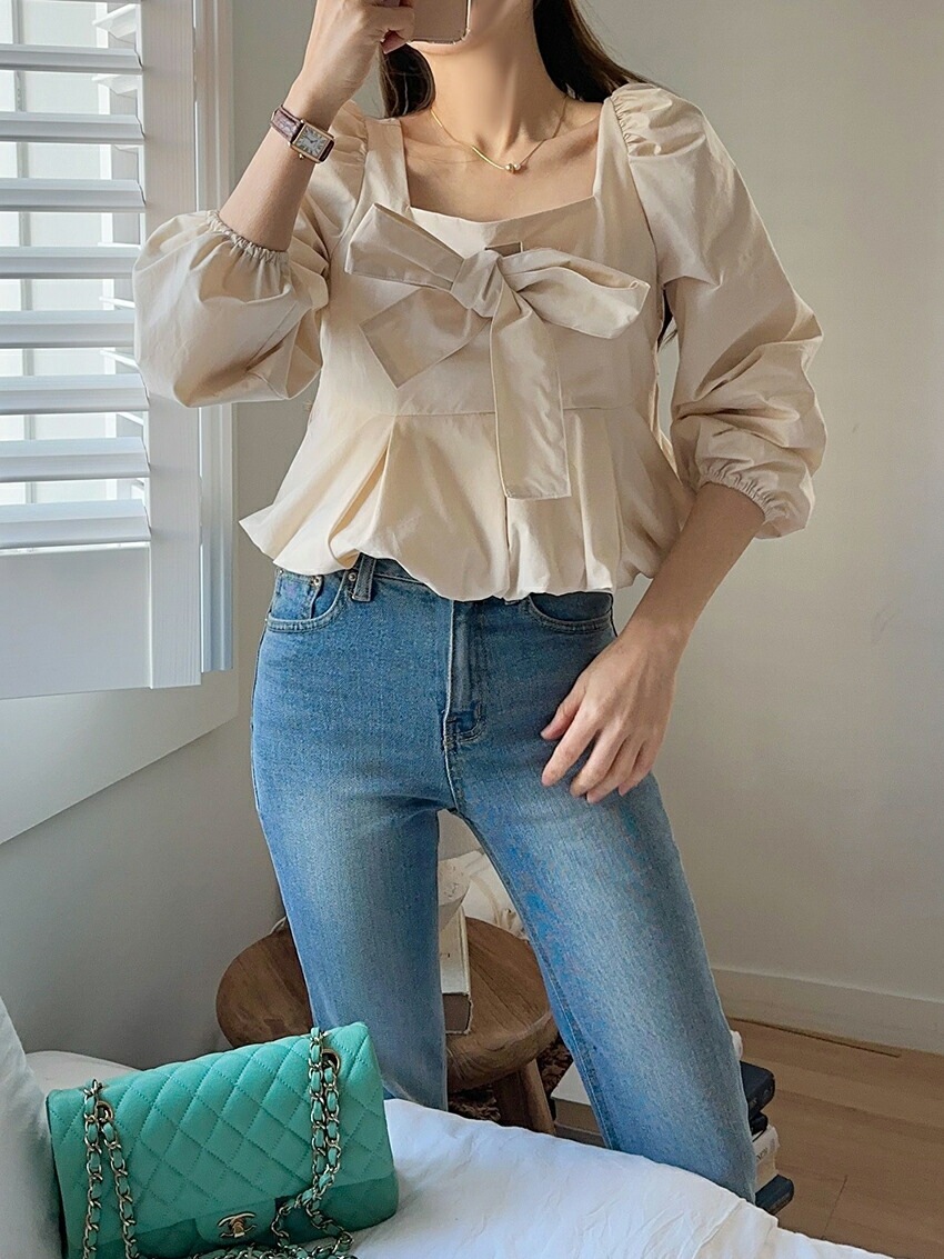 [メガ割りSALE]リボンスクエアネックバルーンペプラムパフブラウス