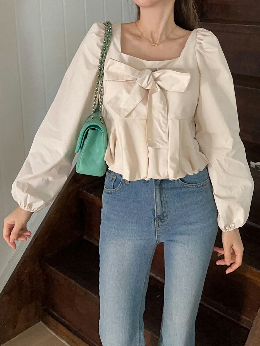 [メガ割りSALE]リボンスクエアネックバルーンペプラムパフブラウス