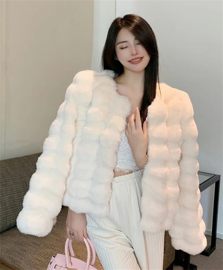 INSスタイル ゼブラ柄 気質 毛羽立ちの上着 コート 毛皮コート エレガント 2025秋冬 洗練された 新作 おしゃれな スリム