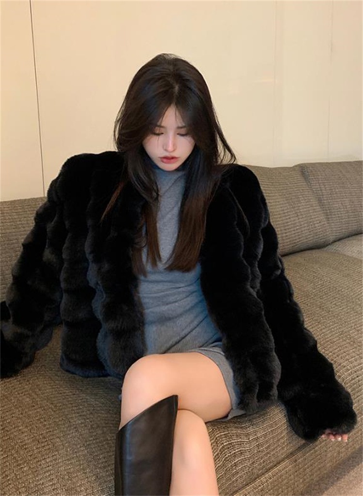 INSスタイル ゼブラ柄 気質 毛羽立ちの上着 コート 毛皮コート エレガント 2025秋冬 洗練された 新作 おしゃれな スリム