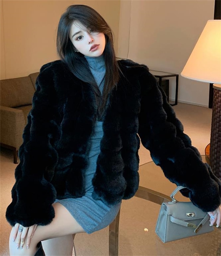 INSスタイル ゼブラ柄 気質 毛羽立ちの上着 コート 毛皮コート エレガント 2025秋冬 洗練された 新作 おしゃれな スリム