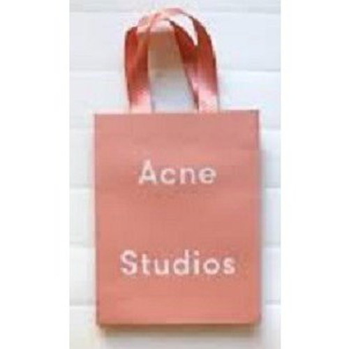 Qoo10] ACNE STUDIOS 旧タグ 無料ラッピングアクネ ストゥディ