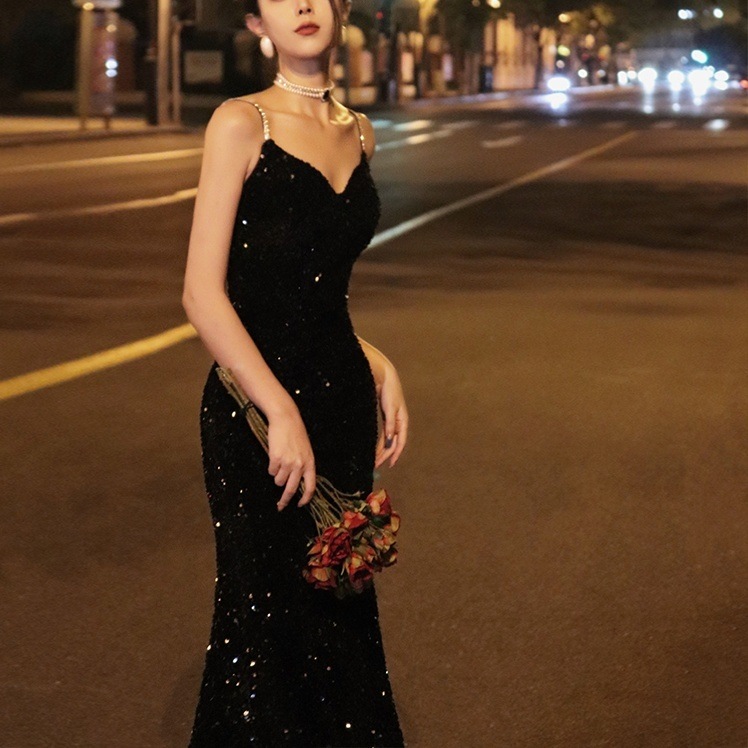 ドレス 衣装 ドレスワンピース イブニングドレス キャミソールドレス ロングドレス ロング丈 袖なし 胸元 谷間 スパンコール キラキラ マーメイドスカート ステージドレス 発表会 タイト