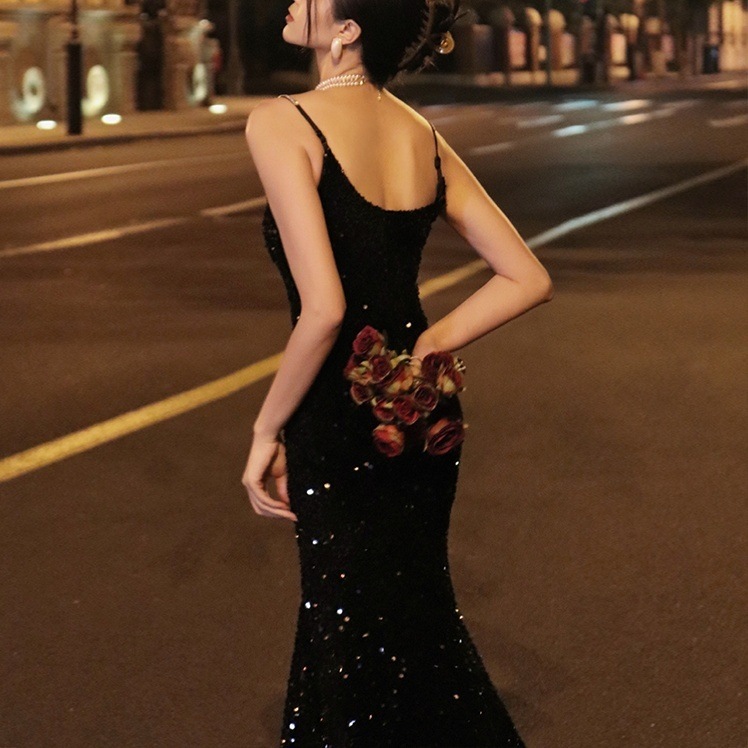 ドレス 衣装 ドレスワンピース イブニングドレス キャミソールドレス ロングドレス ロング丈 袖なし 胸元 谷間 スパンコール キラキラ マーメイドスカート ステージドレス 発表会 タイト