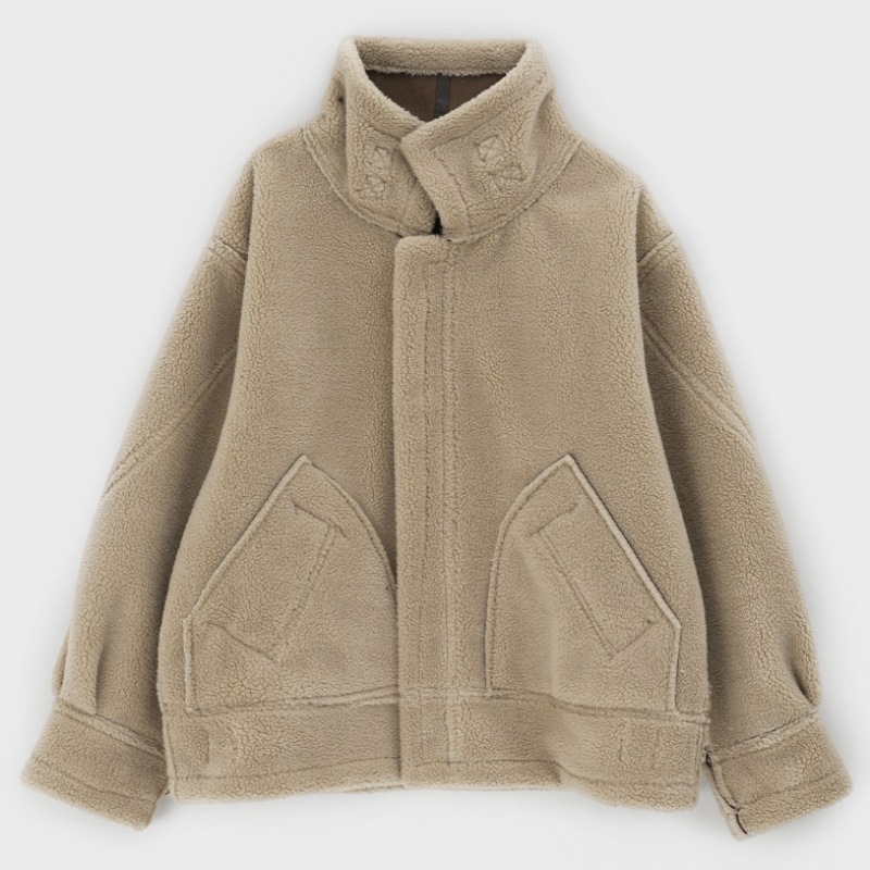 ブラックアップセラディバックルマスタング ブラックアップセラディバックルマスタング