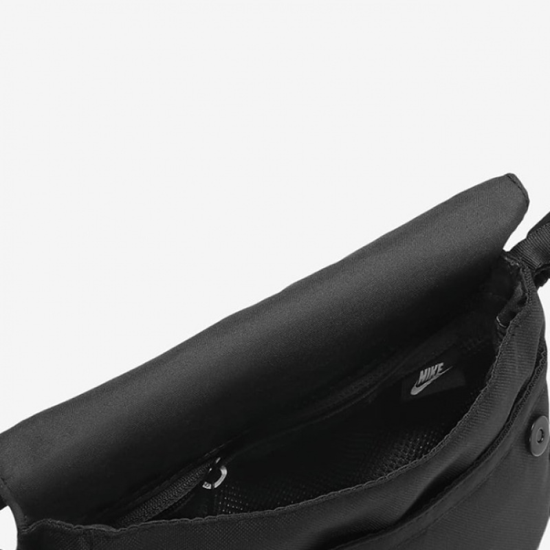 ナイキバッグレディースフューチュラ 365 クロスボディバッグ CW9300-010 S2204