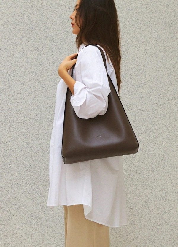 【LECC PROJECT】韓国人気★LOG BIG HOBO BAG☆4色 LECC PROJECT】韓国人気☆LOG BIG HOBO BAG☆4色 (LECC PROJECT