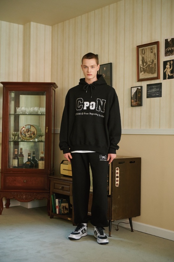 【CPGN STUDIO】CpgN Embroidered Balloon Jogger Pants CPGN STUDIO】 San Diego Embroidered Balloon Jogger Pants