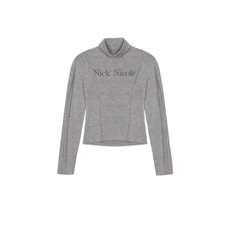 ニック&ニコールニコールピンタックラインタートルネックトップ_グレー ニック&ニコールニコールピンタックラインタートルネックトップ_グレー
