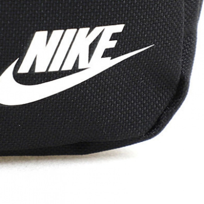 ナイキクロスボディバッグ DB0456-010 ヘリテージボディバッグ ナイキクロスボディバッグ DB0456-010 ヘリテージボディバッグ