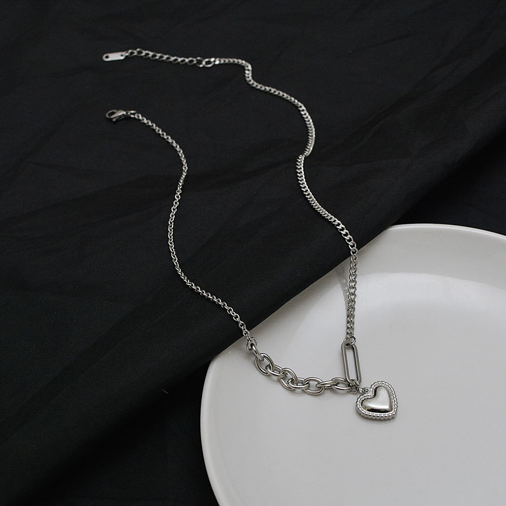 チタンスチールシンプルチェーンスプライシングネックレスメスビーズスムースラブハートペンダン