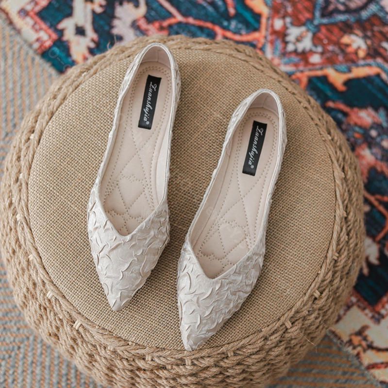 777円OFFクーポン パンプス ポインテッドトゥ レディース ローヒール おしゃれ きれいめ 可愛い 結婚式 パーティ キャバ やわらかい かかとが踏める 美脚 痛くない バレエシューズ 靴 フラッ