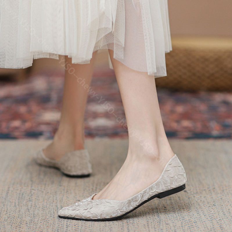 777円OFFクーポン パンプス ポインテッドトゥ レディース ローヒール おしゃれ きれいめ 可愛い 結婚式 パーティ キャバ やわらかい かかとが踏める 美脚 痛くない バレエシューズ 靴 フラッ