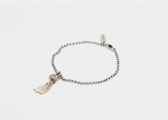 [韓国ファッションジュエリー] 韓国の人気ブランド セレブが愛するカスタムジュエリー 韓国ファッションジュエリー デイリーアクセサリー ブレスレット