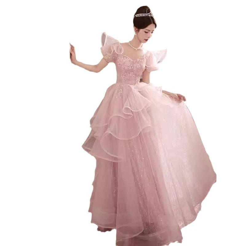 ピンクの夜の軽いドレスのスカートの女性のフランス式のハイエンドの軽い豪華な大衆の気質の名媛の高級感の声楽の芸は成人の贈り物を試験します ピンクの夜の軽いドレスのスカートの女性のフランス式のハイエンドの軽い豪華な大衆の気質の名媛の高級感の声楽の芸は成人の贈り物を試験します