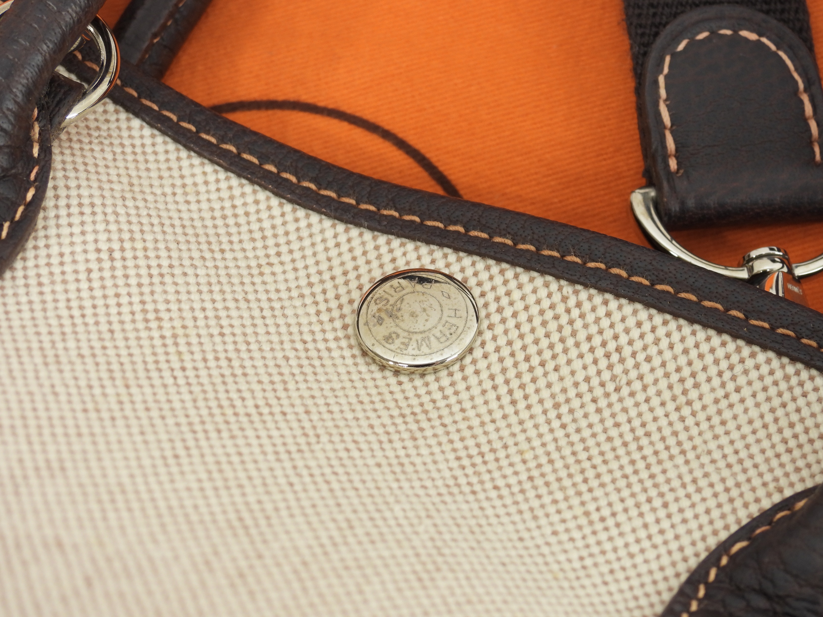 ガーデンパーティTPM トワルアッシュPM/レザー 白茶 s付ハンドバッグ 美品@I ガーデンパーティTPM トワルアッシュPM/レザー 白茶 s付ハンドバッグ 美品@I