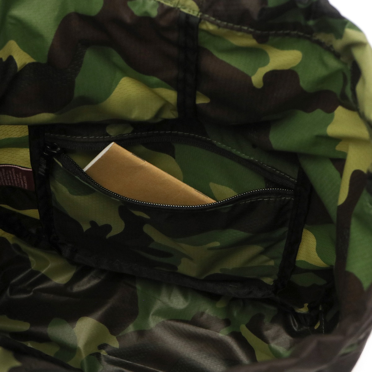 日本正規品 SUNSET PARK TOTE RIPSTOP NYLON BAG(S) B5 撥水 迷彩 軽量 メンズ レディース MP1359RSNCAMBL 日本正規品 SUNSET PARK TOTE RIPSTOP NYLON BAG(S) B5 撥水 迷彩 軽量 メンズ レディース MP1359RSNCAMBL