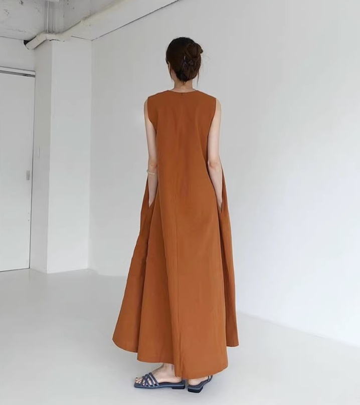 ワンピース ワンピドレス ロング ロング丈 袖なし ノースリーブ ラウンドネック 襟なし セミフレア Aライン ファスナー ポケット 綿 リネン かわいい 大人可愛い シンプル 大人 おしゃれ お洒落 ワンピース ワンピドレス ロング ロング丈 袖なし ノースリーブ ラウンドネック 襟なし セミフレア Aライン ファスナー ポケット 綿 リネン かわいい 大人可愛い シンプル 大人 おしゃれ お洒落